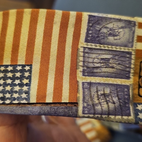 Patriotic Themed Men's Tie. 100% Silk By EAGLES WINGS - Picture 5 of 6